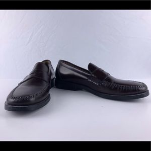 BASS dark brown leather loafers size 10